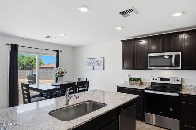 232 S OAK Street, Florence, AZ 85132