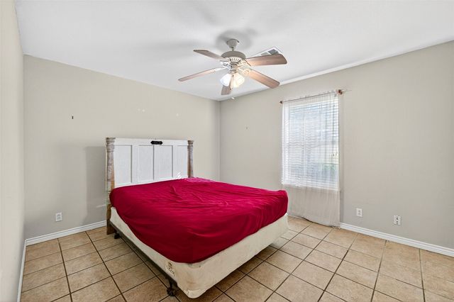 538 Lakewood Road, Denison, TX 75020