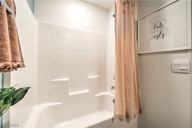 496 Golden Myna Avenue, Henderson, NV 89011