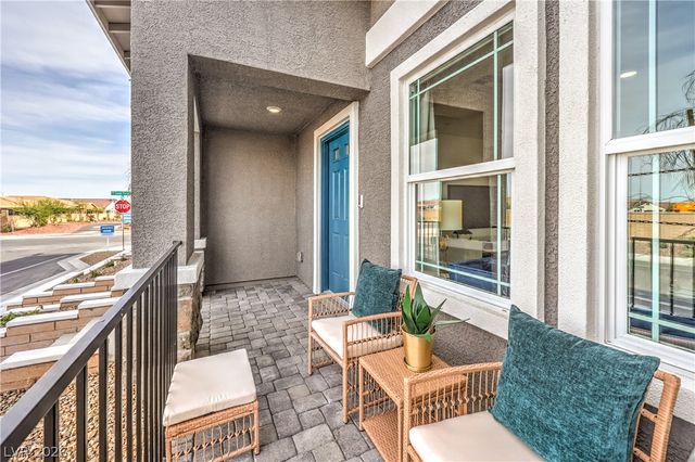 496 Golden Myna Avenue, Henderson, NV 89011