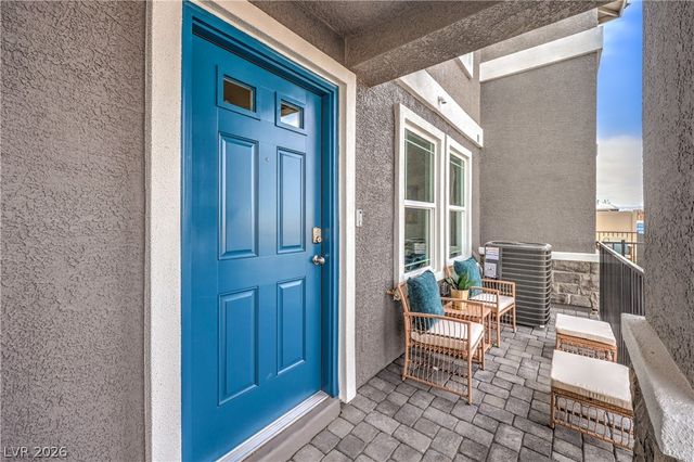 496 Golden Myna Avenue, Henderson, NV 89011