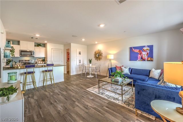 496 Golden Myna Avenue, Henderson, NV 89011