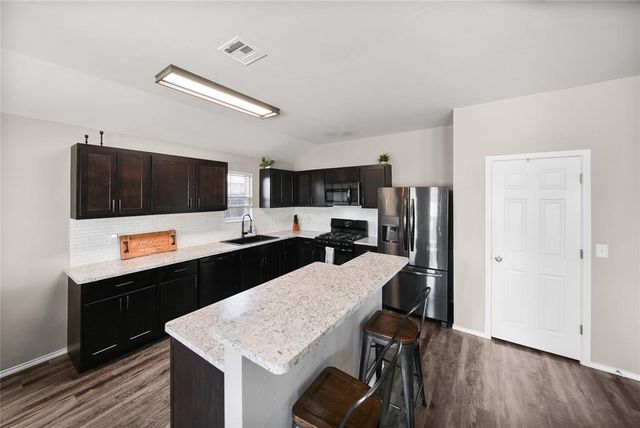 424 SE 5th Terrace, Newcastle, OK 73065