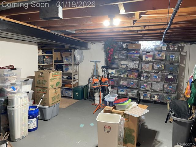 1300 North Drive, St. Clair Shores, MI 48082