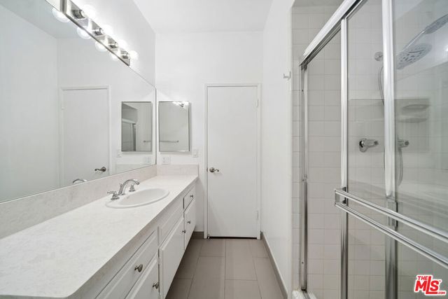 333 S Elm Drive 202, Beverly Hills, CA 90212