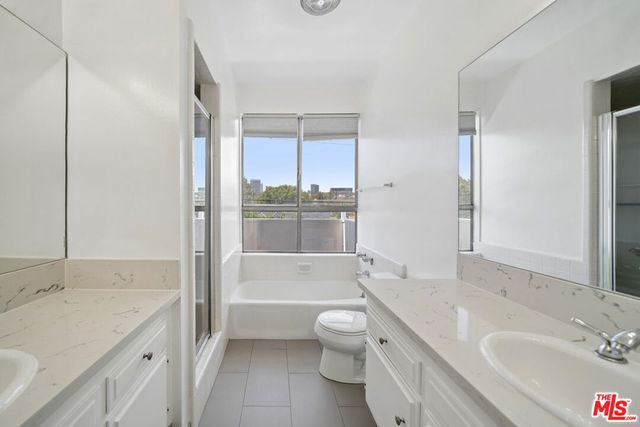 333 S Elm Drive 202, Beverly Hills, CA 90212