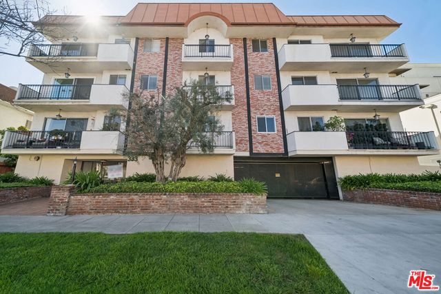 333 S Elm Drive 202, Beverly Hills, CA 90212