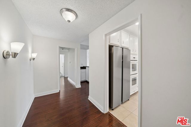 333 S Elm Drive 202, Beverly Hills, CA 90212