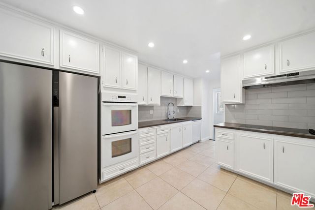 333 S Elm Drive 202, Beverly Hills, CA 90212