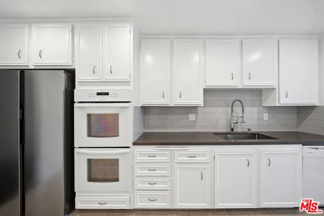 333 S Elm Drive 202, Beverly Hills, CA 90212