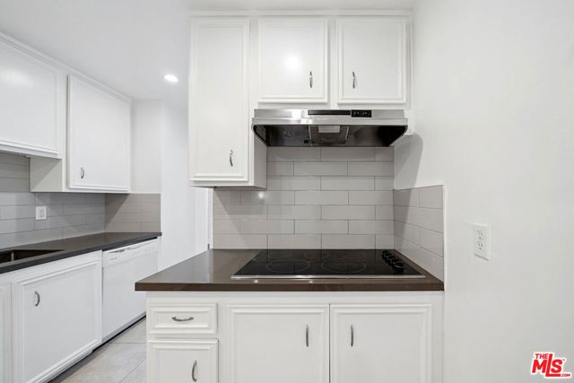 333 S Elm Drive 202, Beverly Hills, CA 90212