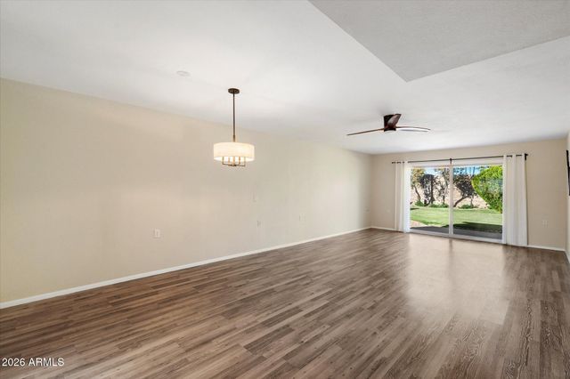 33 LEISURE WORLD --, Mesa, AZ 85206