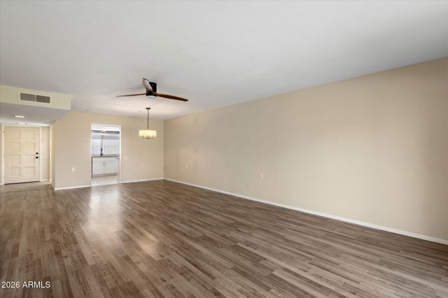 33 LEISURE WORLD --, Mesa, AZ 85206