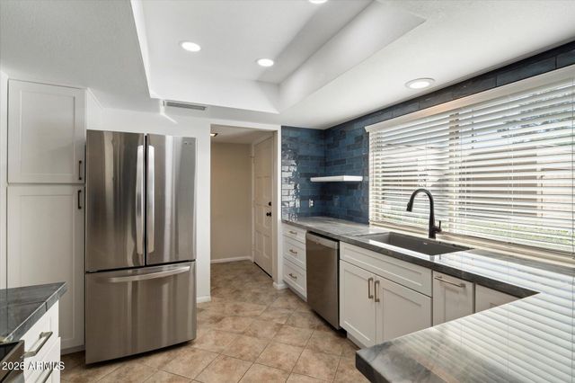 33 LEISURE WORLD --, Mesa, AZ 85206
