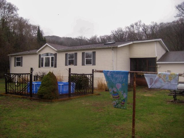 4964 Old C Road, Boscobel, WI 53805