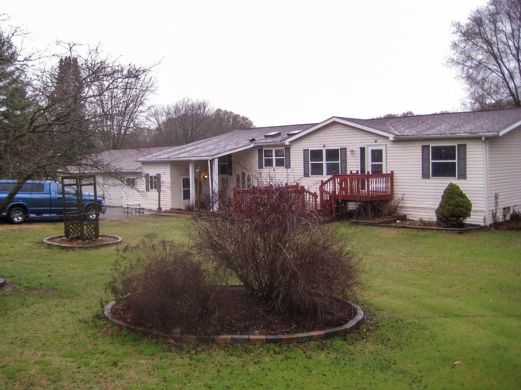 4964 Old C Road, Boscobel, WI 53805