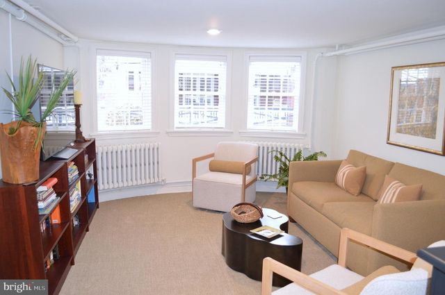 7 NEW WINDSOR RD, Westminster, MD 21157