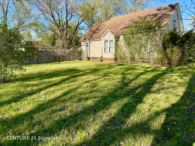 2731 E Holland Avenue, Saginaw, MI 48601