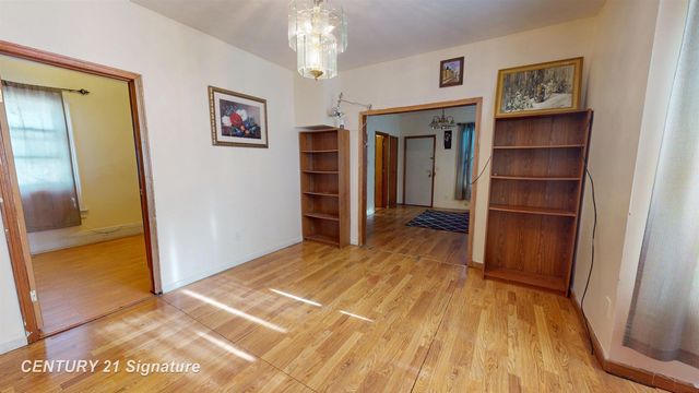 2731 E Holland Avenue, Saginaw, MI 48601