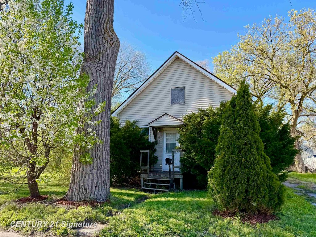 2731 E Holland Avenue, Saginaw, MI 48601
