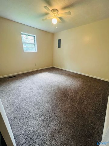 144 Lucy Lane, Albertville, AL 35950