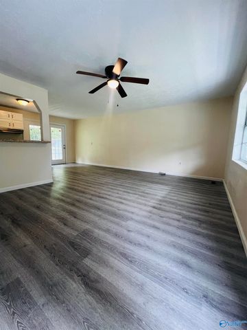 144 Lucy Lane, Albertville, AL 35950