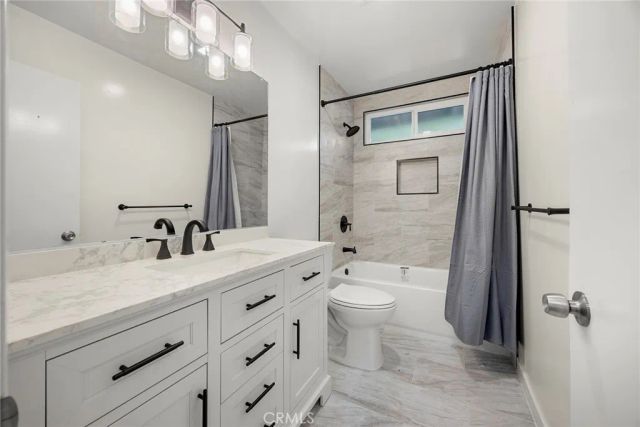 369 San Juan Way, La Canada Flintridge, CA 91011