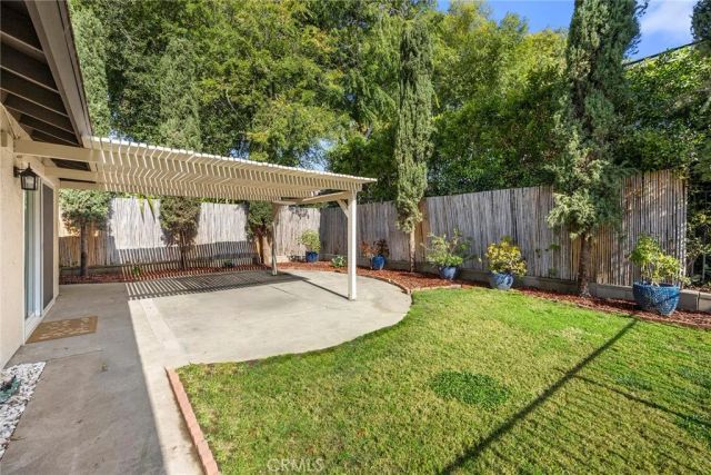 369 San Juan Way, La Canada Flintridge, CA 91011
