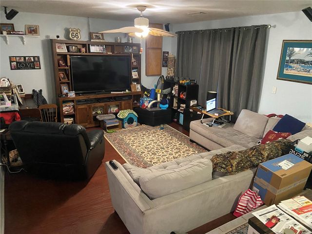 1116 E OAKWOOD STREET, Tarpon Springs, FL 34689