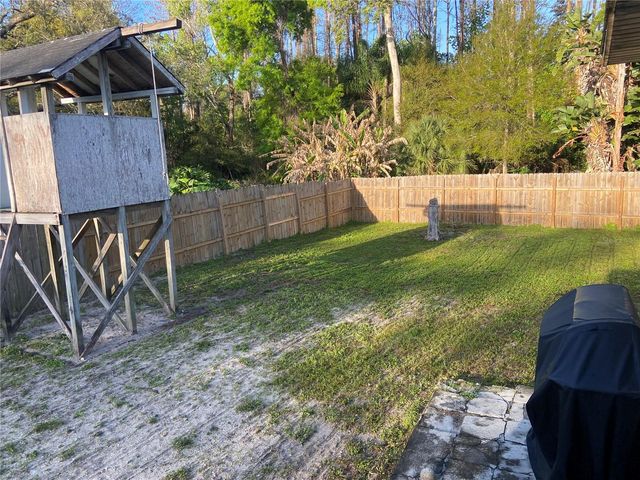 1116 E OAKWOOD STREET, Tarpon Springs, FL 34689