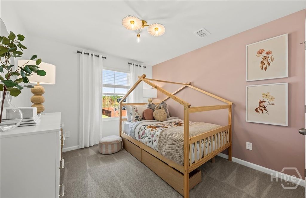 Image 12 of property listing at 73 Liko Lane, Richmond Hill, GA 31324