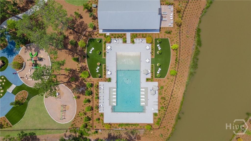 Image 31 of property listing at 73 Liko Lane, Richmond Hill, GA 31324