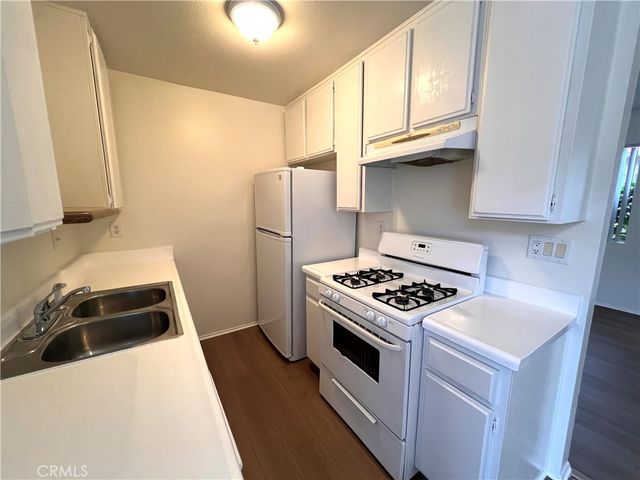 1637 W 227th Street 13, Torrance, CA 90501