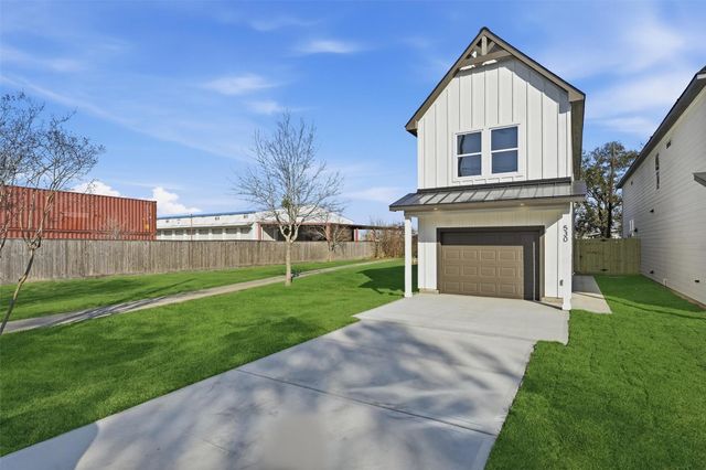 530 N 4th Street, La Porte, TX 77571