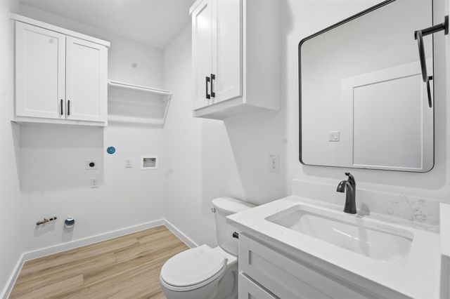 530 N 4th Street, La Porte, TX 77571