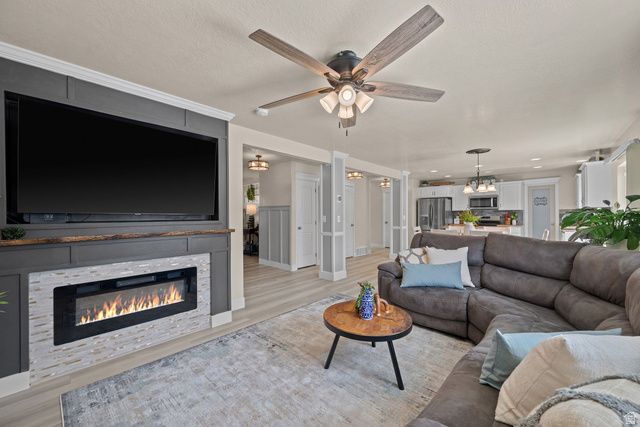 384 S GRANITE CIR, Santaquin, UT 84655