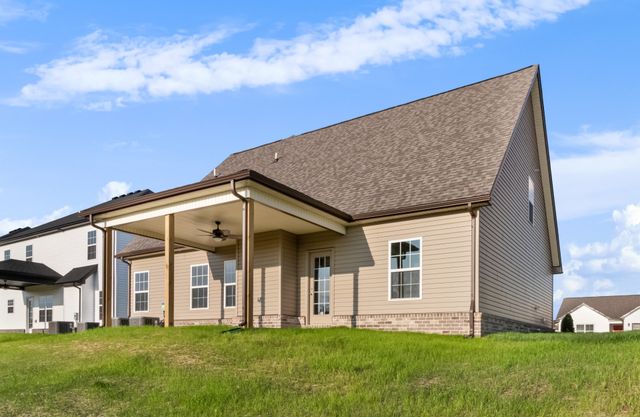 1018 Vendue Ave, Clarksville, TN 37042