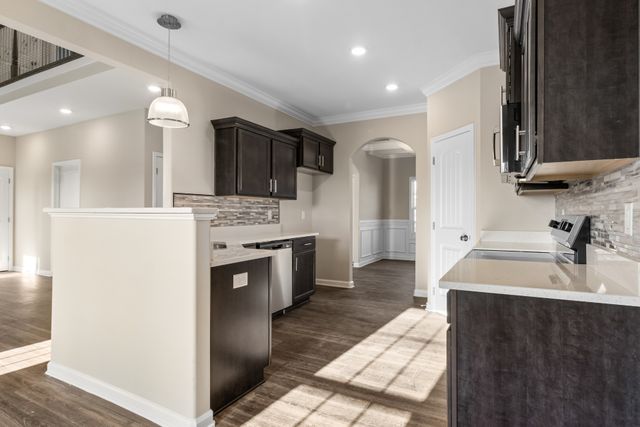 1018 Vendue Ave, Clarksville, TN 37042