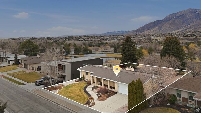 8651 S MOUNT MAJESTIC RD, Sandy, UT 84093