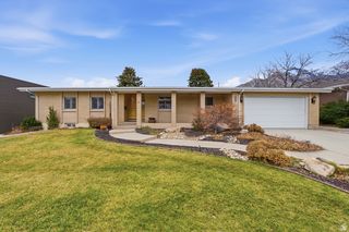 8651 S MOUNT MAJESTIC RD, Sandy, UT 84093