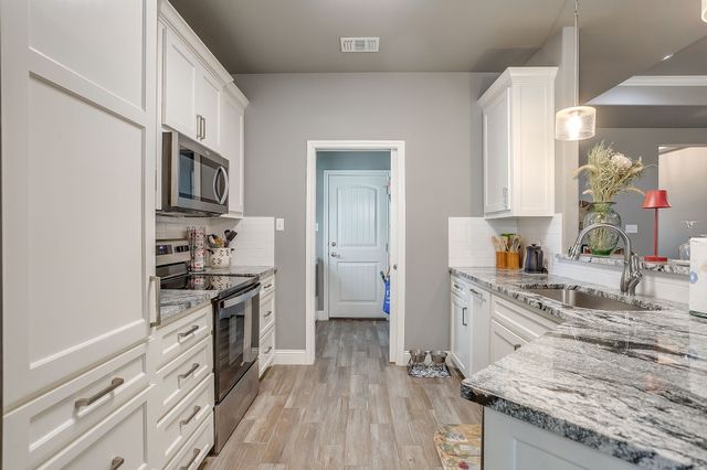 2708 San Gabriel, Granbury, TX 76048