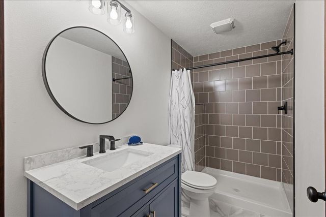 10715 E 39th Ln, Spokane Valley, WA 99206