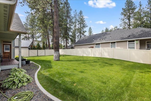10715 E 39th Ln, Spokane Valley, WA 99206