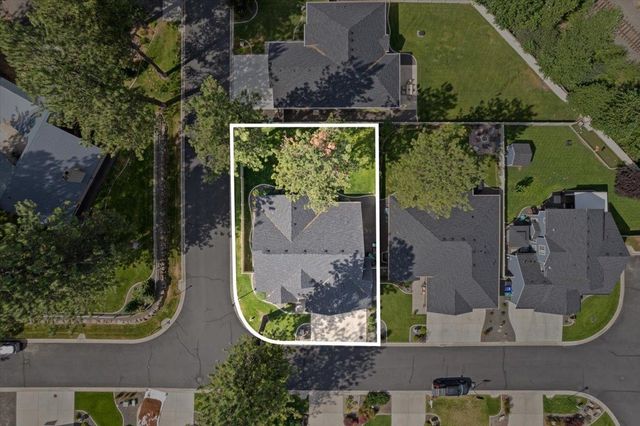 10715 E 39th Ln, Spokane Valley, WA 99206