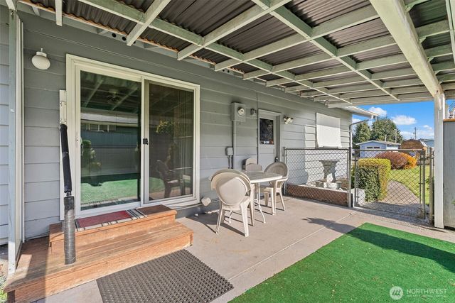 613 Holm Avenue, Montesano, WA 98563