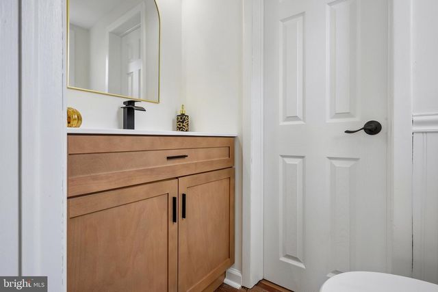 210 PHILELLENA RD, Cherry Hill, NJ 08034