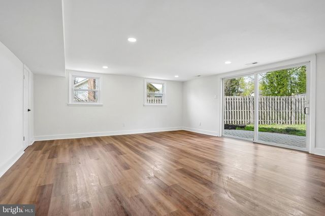 210 PHILELLENA RD, Cherry Hill, NJ 08034