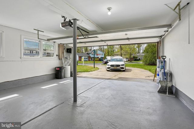 210 PHILELLENA RD, Cherry Hill, NJ 08034