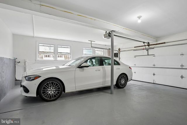 210 PHILELLENA RD, Cherry Hill, NJ 08034