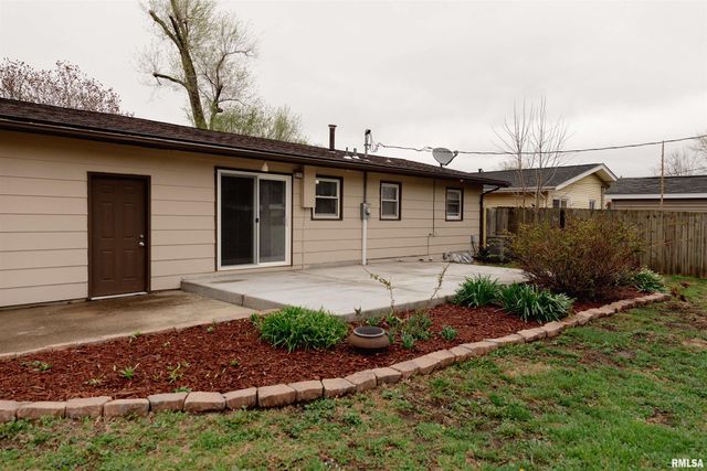 2256 E BLACK Avenue, Springfield, IL 62702